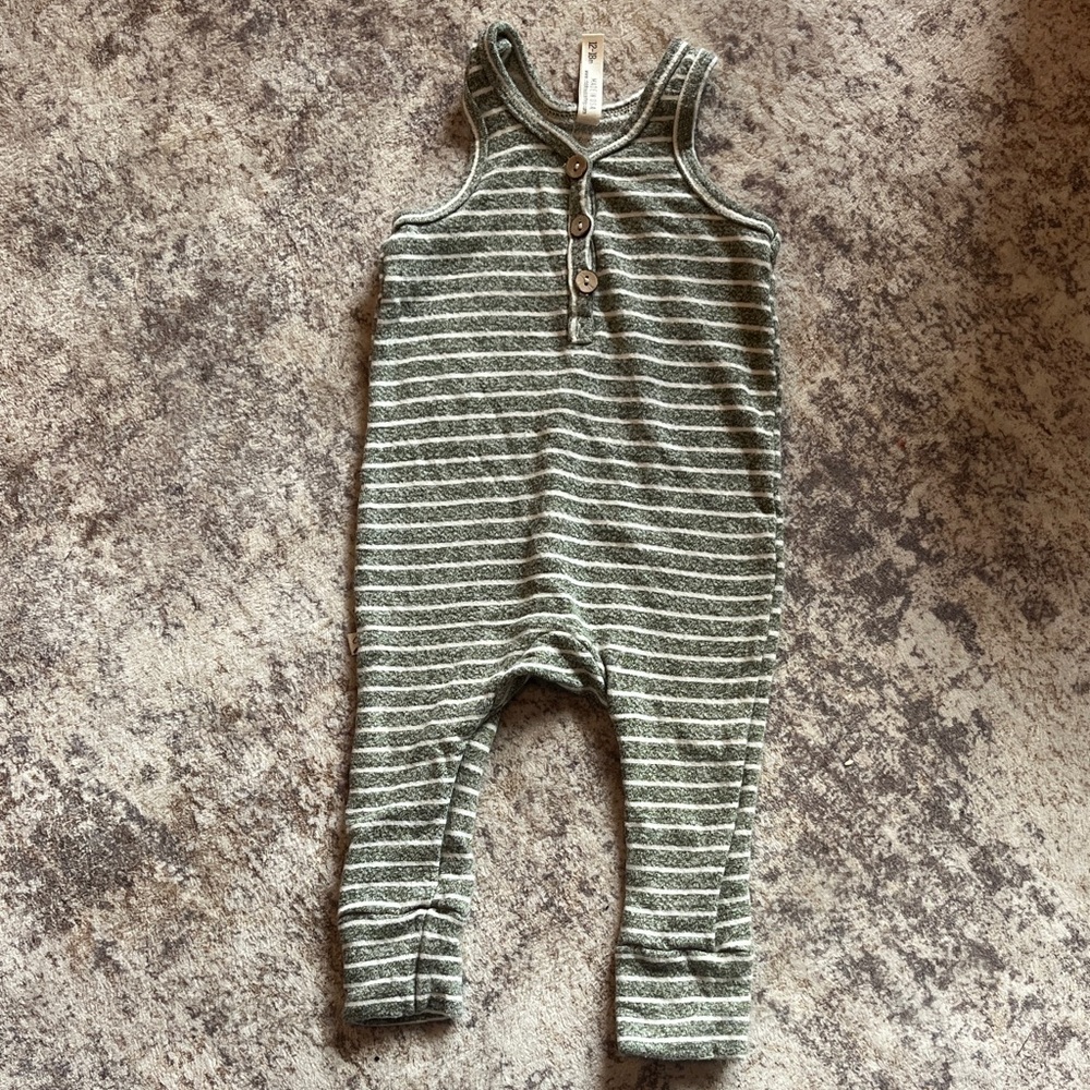 Childhoods Clothing - 12-18m